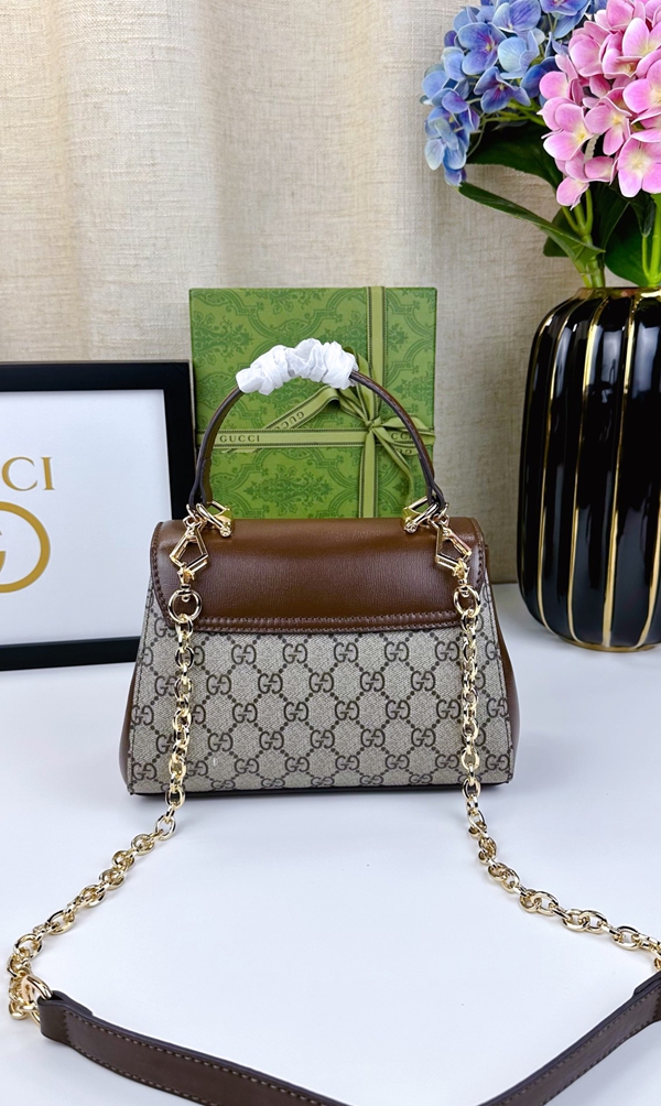 激安グッチバッグコピー内部構造